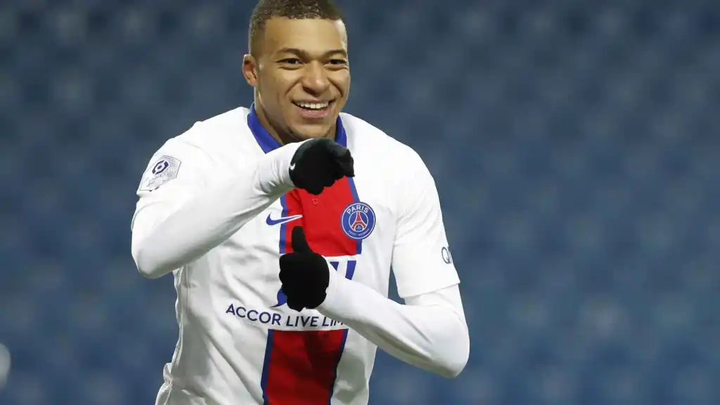 Kỳ chuyển nhượng mùa hè của PSG