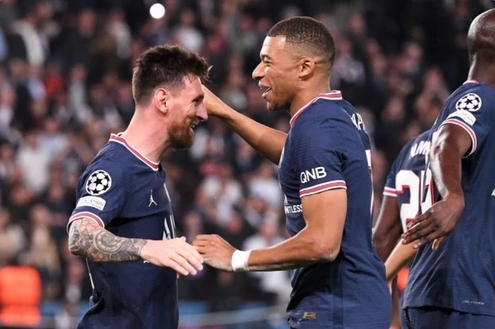 Về phong độ và vai trò của Mbappe